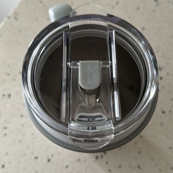 Reduce Cold-1 Mug, 40 Oz With Handle White/Gray Stainless Steel Vacuum Insulated - Picture 7 of 8